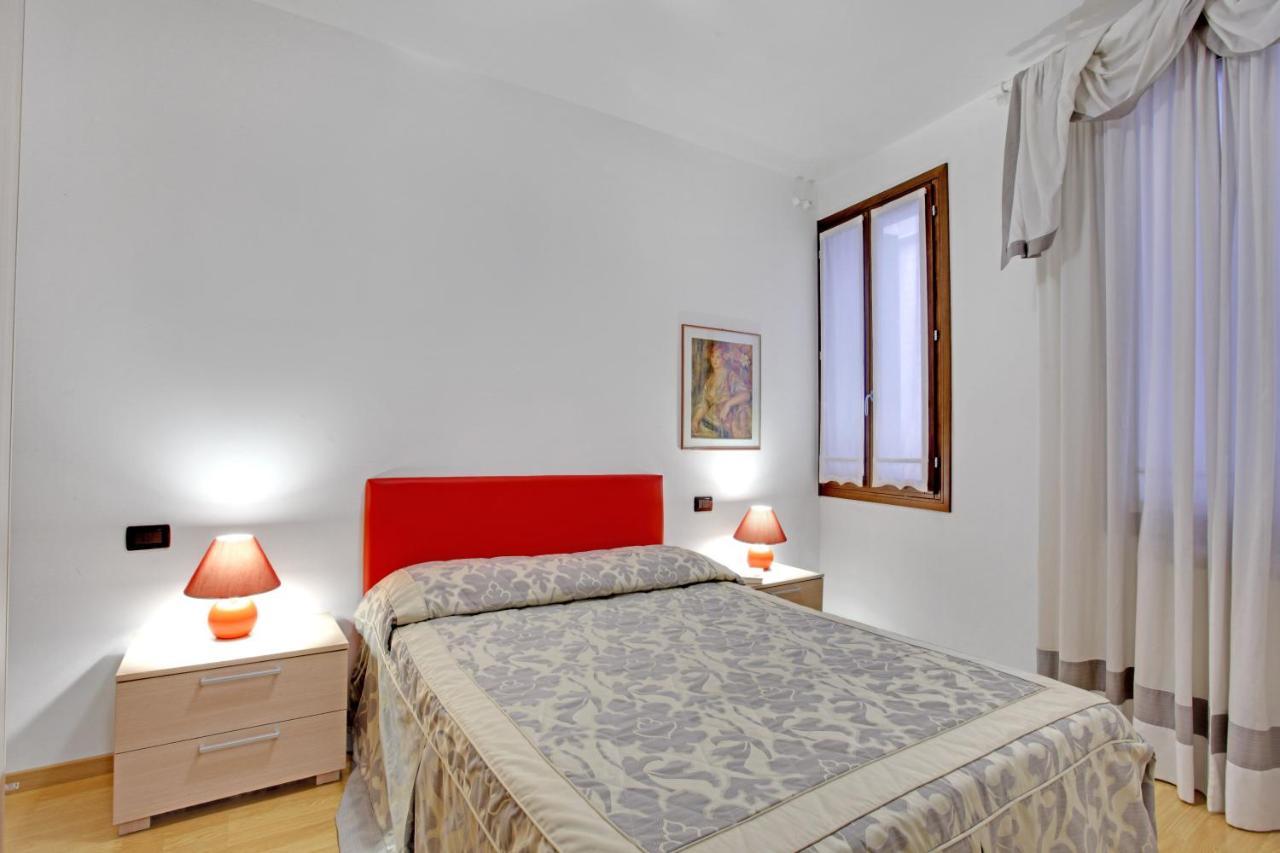 Bricola Biennale Apartments Venise Extérieur photo